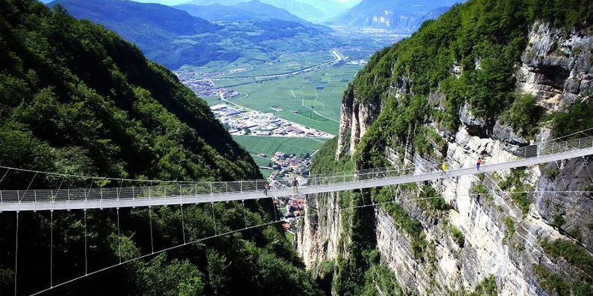 Monte di Mezzocorona: a Natural Balcony over the Piana Rotaliana
