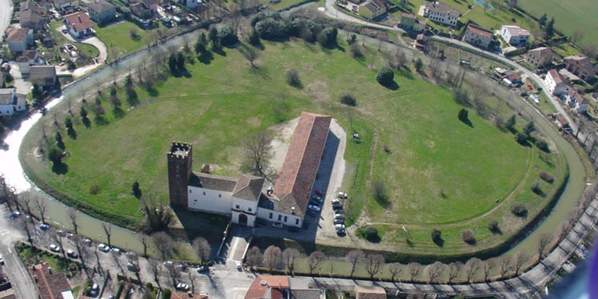 Castello di Arquà Polesine: an emotional journey through history, silence, and timeless landscapes