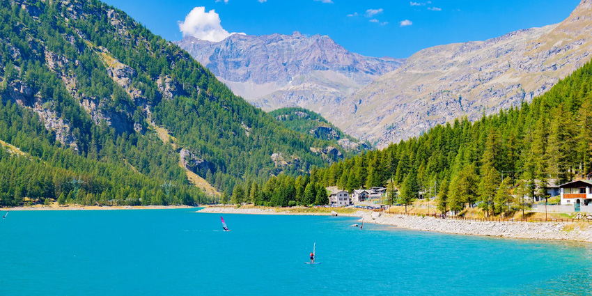 Ceresole Reale: where the Alps speak softly