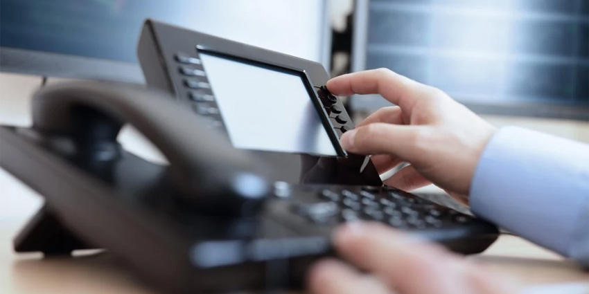 Cos’è il VoIP e perché integrarlo nel CRM