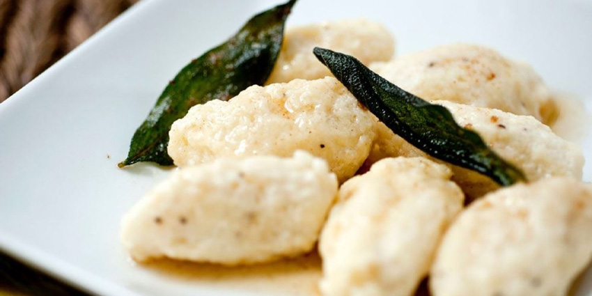 Discovering Cimbrian Cuisine: A Journey Through Traditional Mountain Flavors