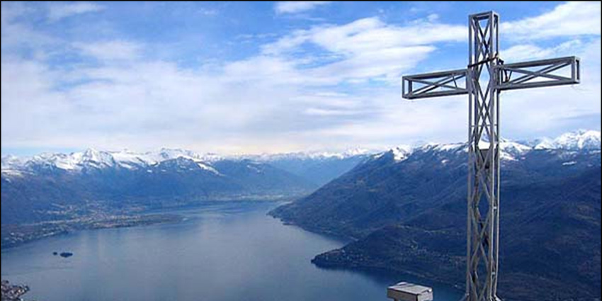 Monte Limidario: A Breathtaking Hike Between Switzerland, Italy and Lake Maggiore