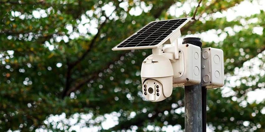 Telecamere da esterno con pannello solare: come installarle e dove posizionarle